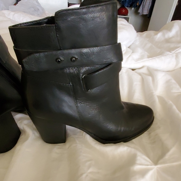 Boots - Picture 5 of 5